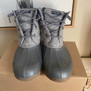 Sperry duck boots